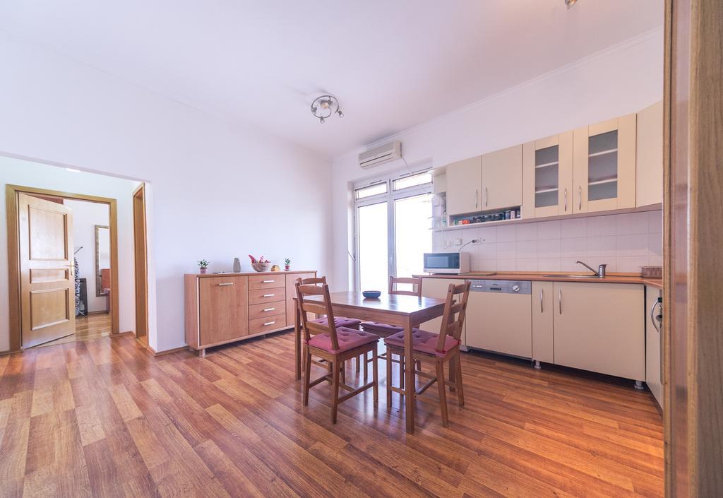 Apartment Kruna Center Подгорица Екстериор снимка