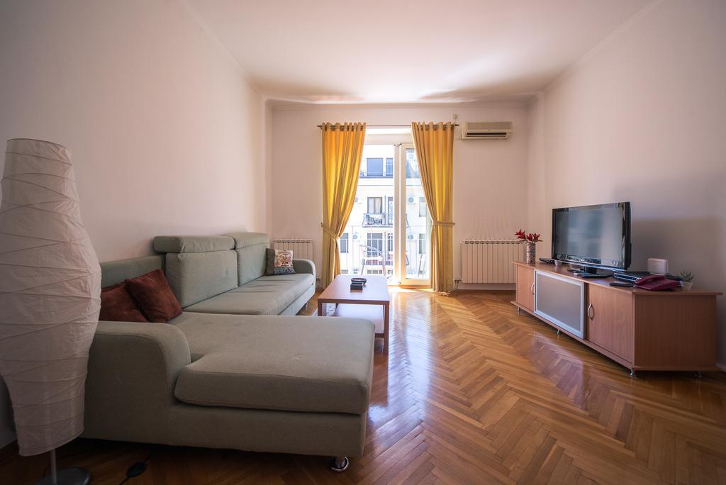 Apartment Kruna Center Подгорица Екстериор снимка